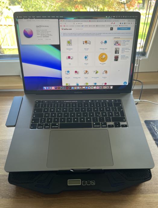 MacBook Pro 16" 16GB RAM, 1TB, i9, AMD Radeon Pro 5500M 4GB