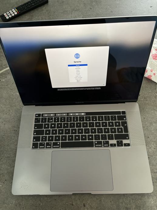 Macbook Pro 16”, i9 procesor, 1TB