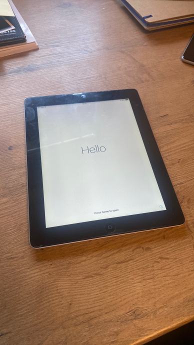 iPad 4 model 1460 16GB