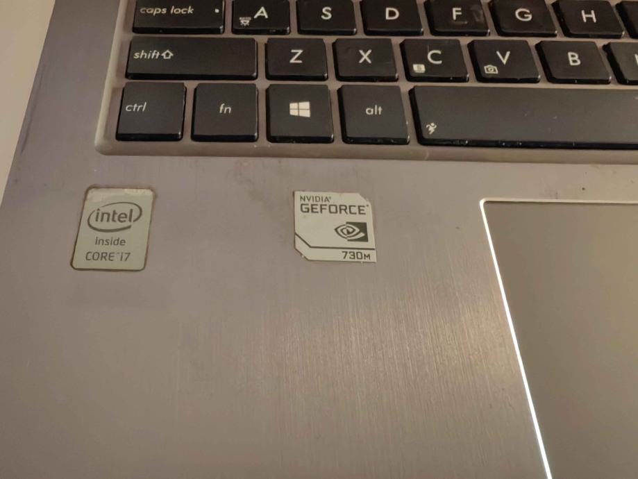 ASUS Zenbook UX302L