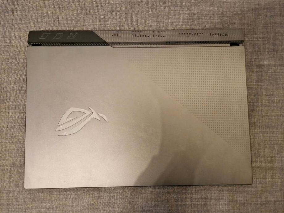 Gaming Notebook Asus ROG Strix G17.