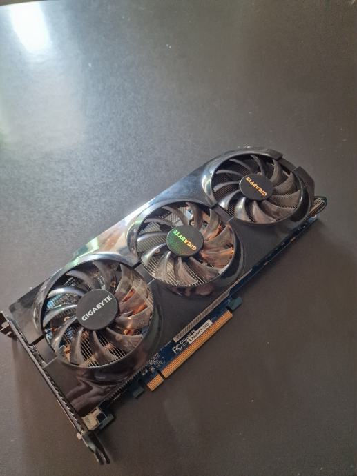 Gigabyte 7950 3gb