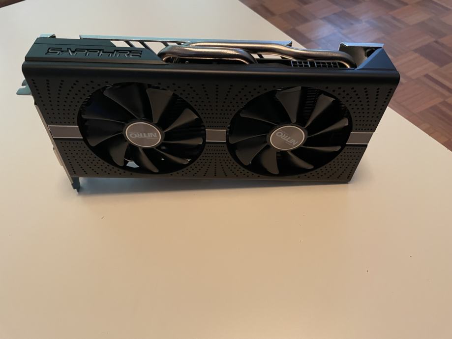 Sapphire nitro RX 590 8GB