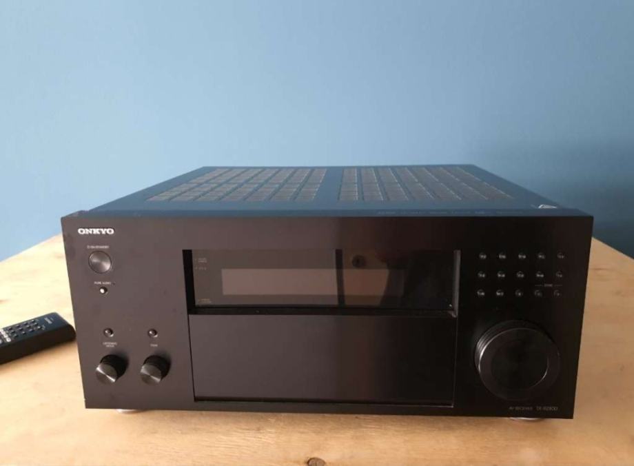 Onkyo TX-RZ800