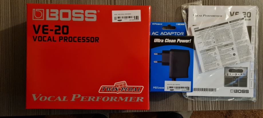 BOSS VE-20 Vocal processor ( Vocal Performer )