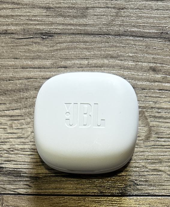 JBL Wave 300 TWS Bluetooth Slušalke - Bele