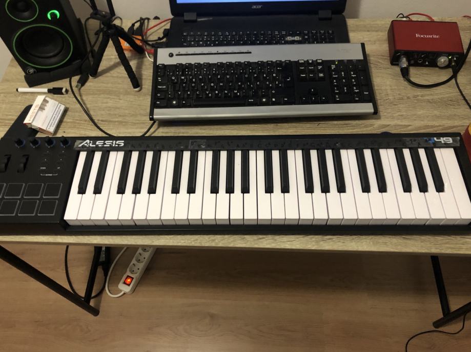 MIDI Alesis V49 (menjam)