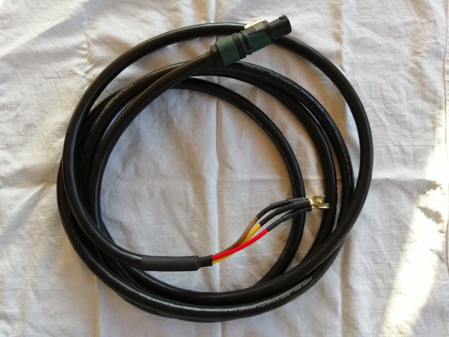 Signalni kabel Mogami 3104 4mm