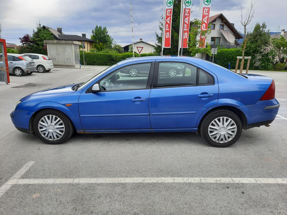 Ford mondeo b4y