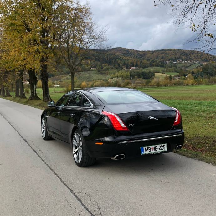 Jaguar XJ portofolio avtomatik