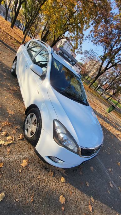 Kia Ceed (cee'd) kombilimuzina