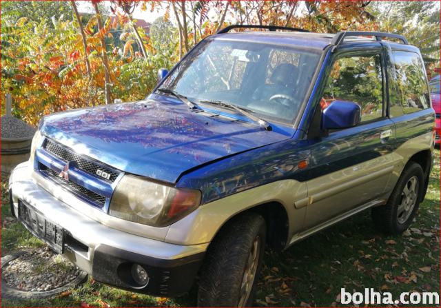 Mitsubishi pajero pinin 2001