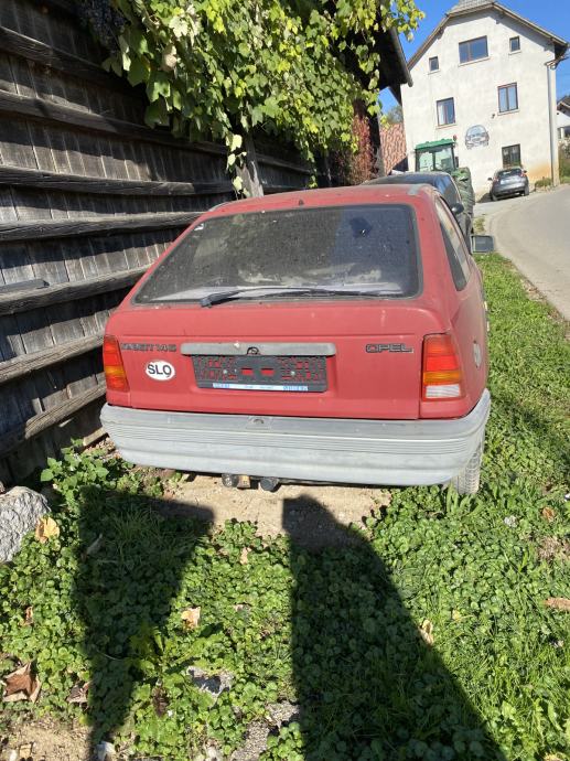 Opel Kadett 1.4. LS bencin