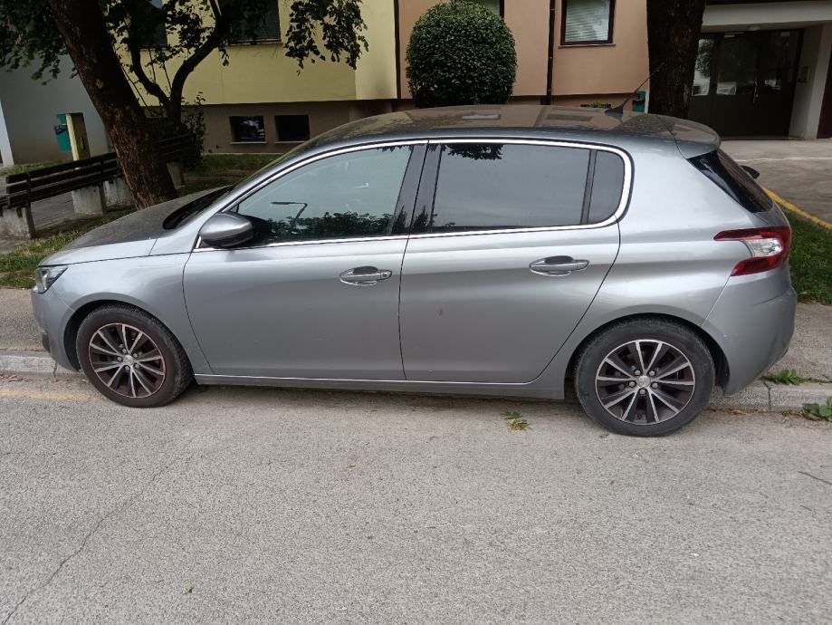 Peugeot 308 1.2