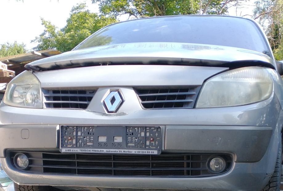 renault scenic 2006 2.0 bencin deli po delih rezervni deli