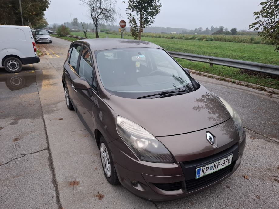 Renault Scenic 1.5 dci