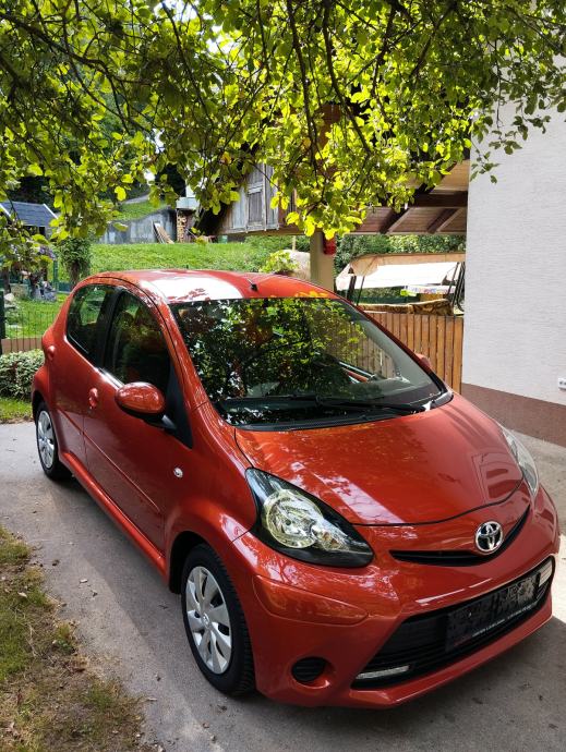 Toyota Aygo. Letnik 2014