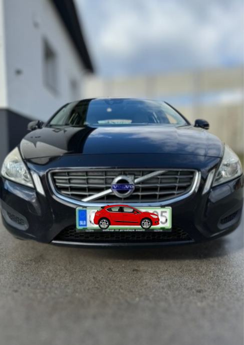 Volvo V60 Momentum