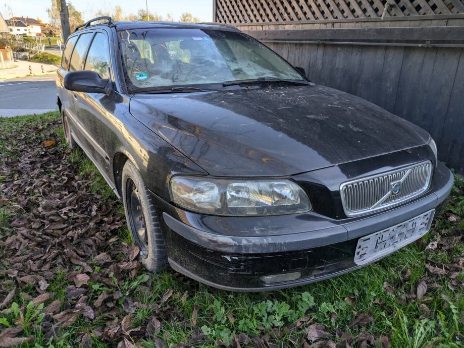 Volvo V70 d5