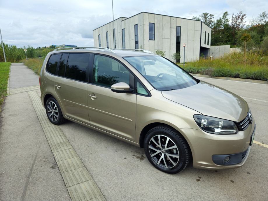 VW Touran 1.6 TDI Confortline avtomatik