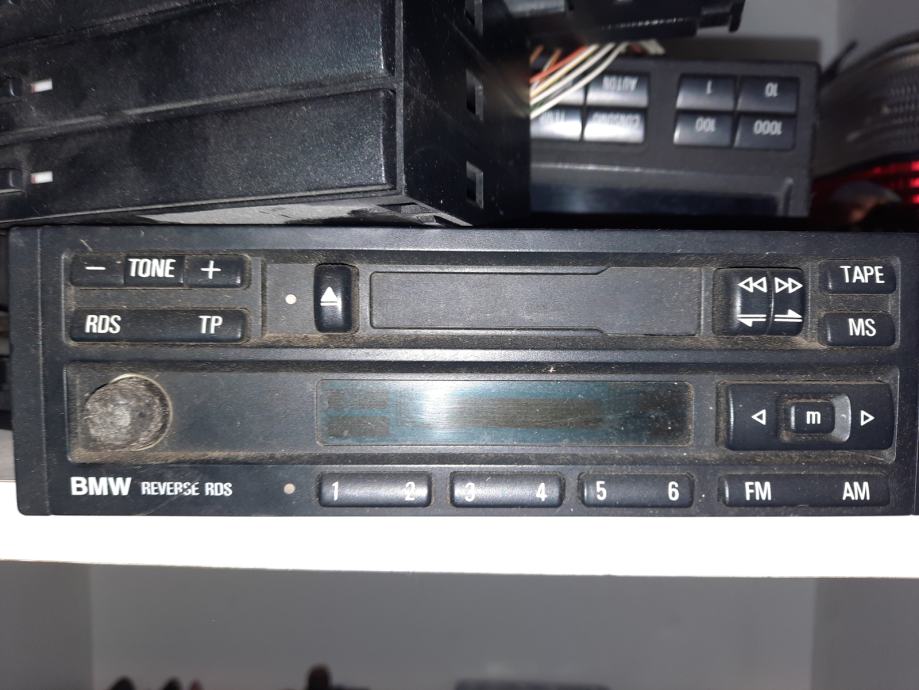 Bmw e36 radio brez kode