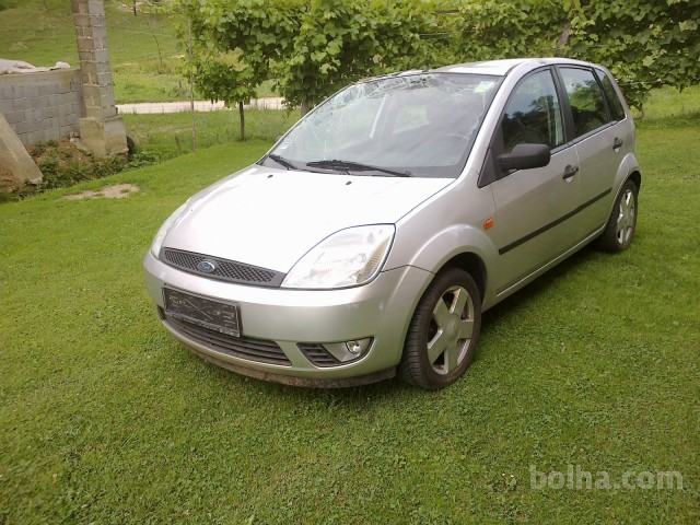 ford fiesta 1,4 po delih