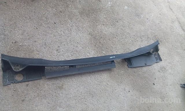 Opel Meriva Plastika Pod Vetrobranskim Steklom