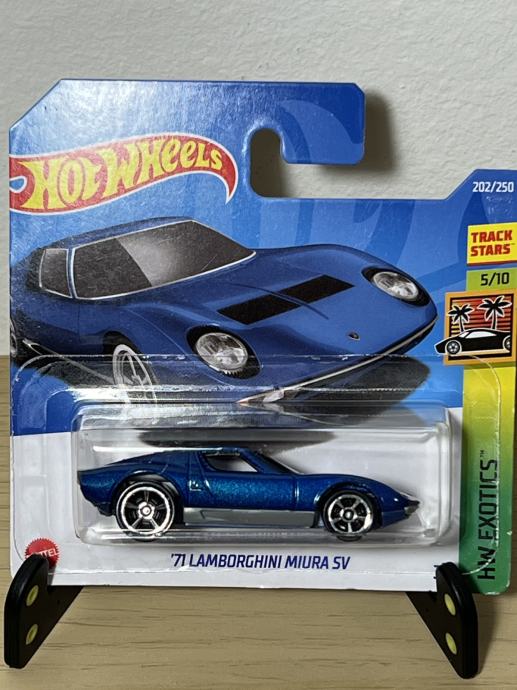 Hot Wheels 71 Lamborghini Miura sv