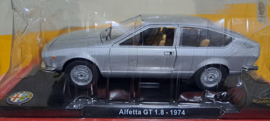 1:24 merilo Alfa Romeo Alfetta GT 1.8 letnik 1974