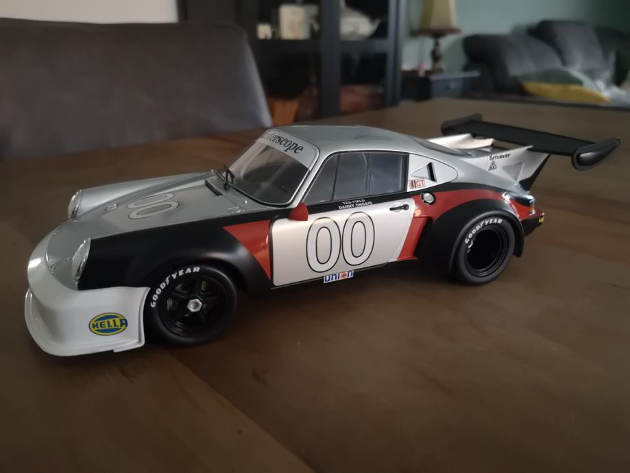 Kovinski model avta Porsche 911 RSR 2.1 Turbo 1:18 Norev