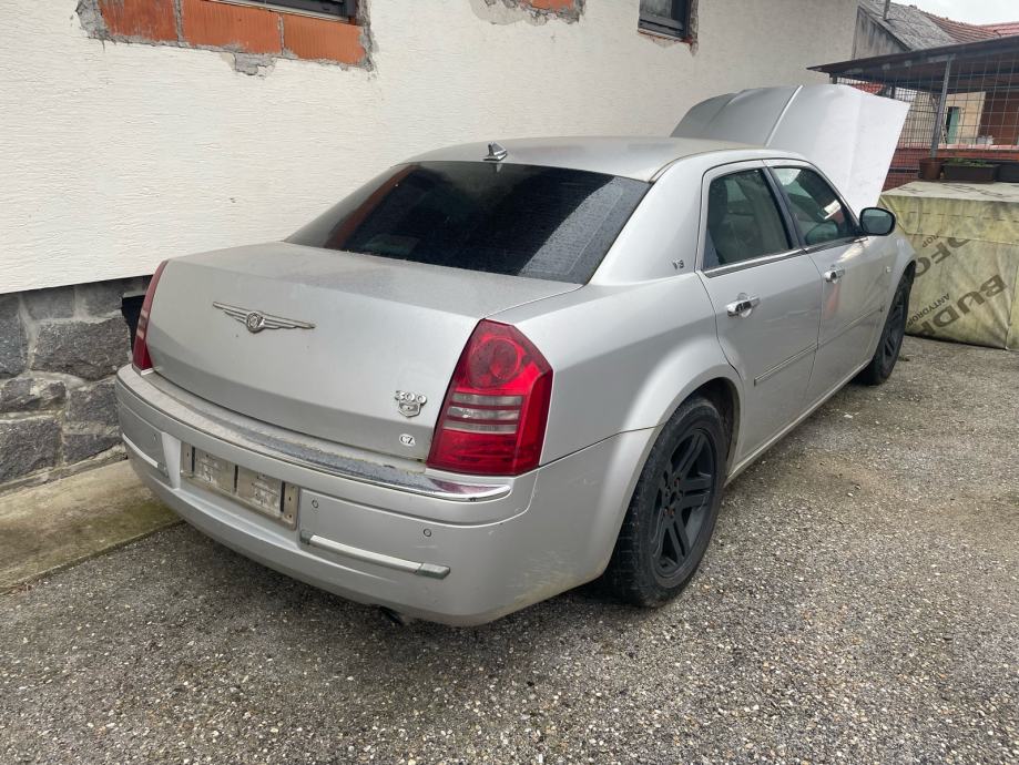 Chrysler 300C 3.5 po delih