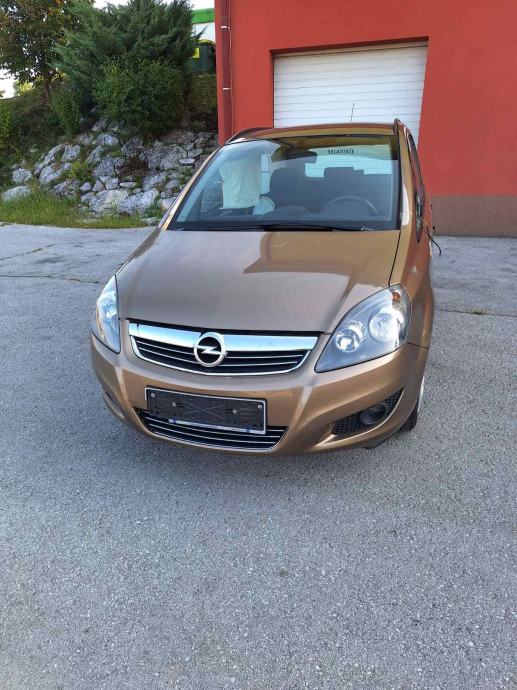 Opel Zafira 1.7 CDTI 81KW L.2013 PO DELIH