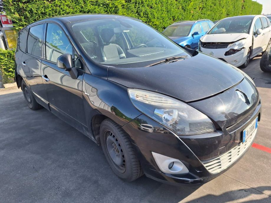 Renault Scenic Bose Edition dCi 1.5 L.2015 PO DELIH