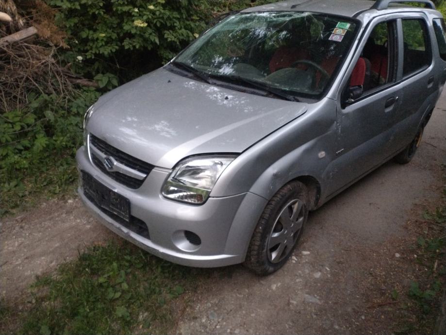 Suzuki ignis 2008