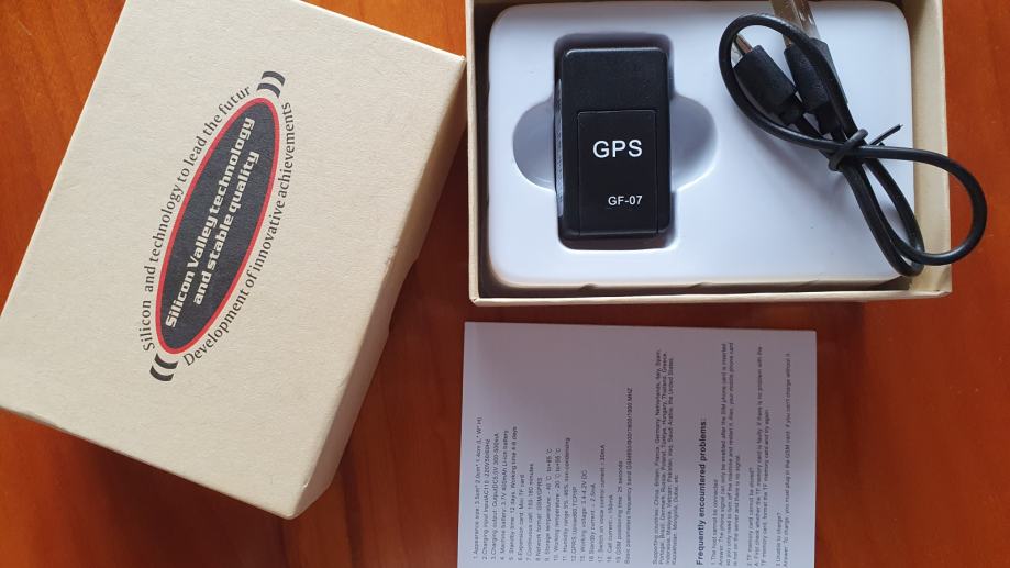 GPS sledilec vozila,, lokator