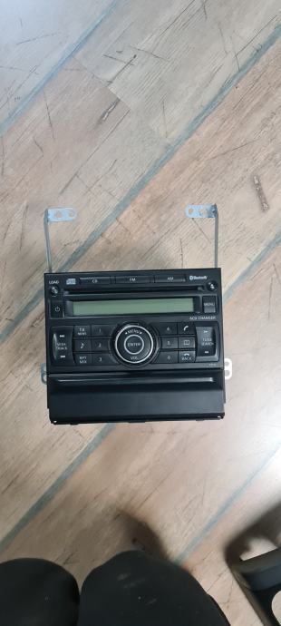 nissan avto radio