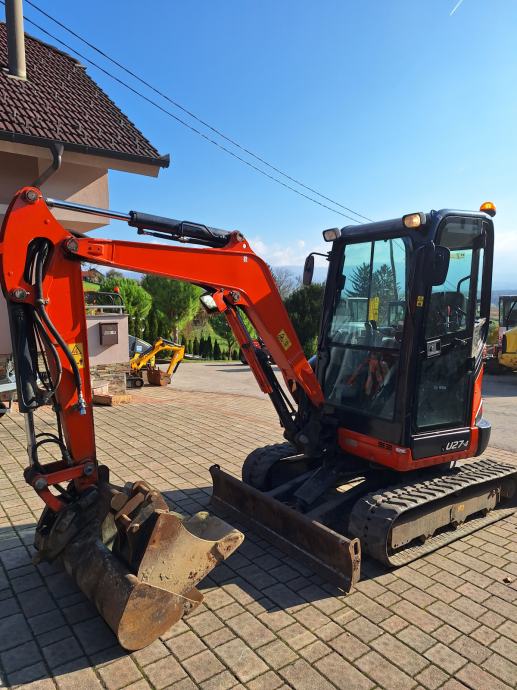 Bager Kubota U27-4 nakladač valjar demper vrtni traktor 4x4