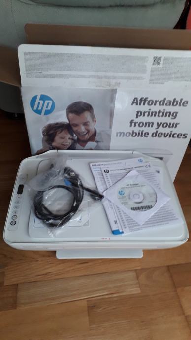 Prodam malo rabljen HP 2600 All-in One Serie,treba menjati kartuse,io.