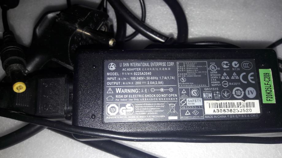 AC ADAPTER