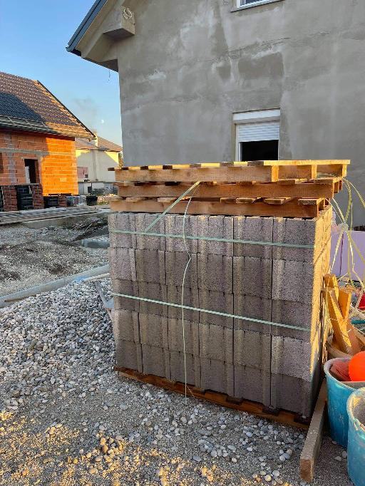 Betonski zidak gorec 20cm