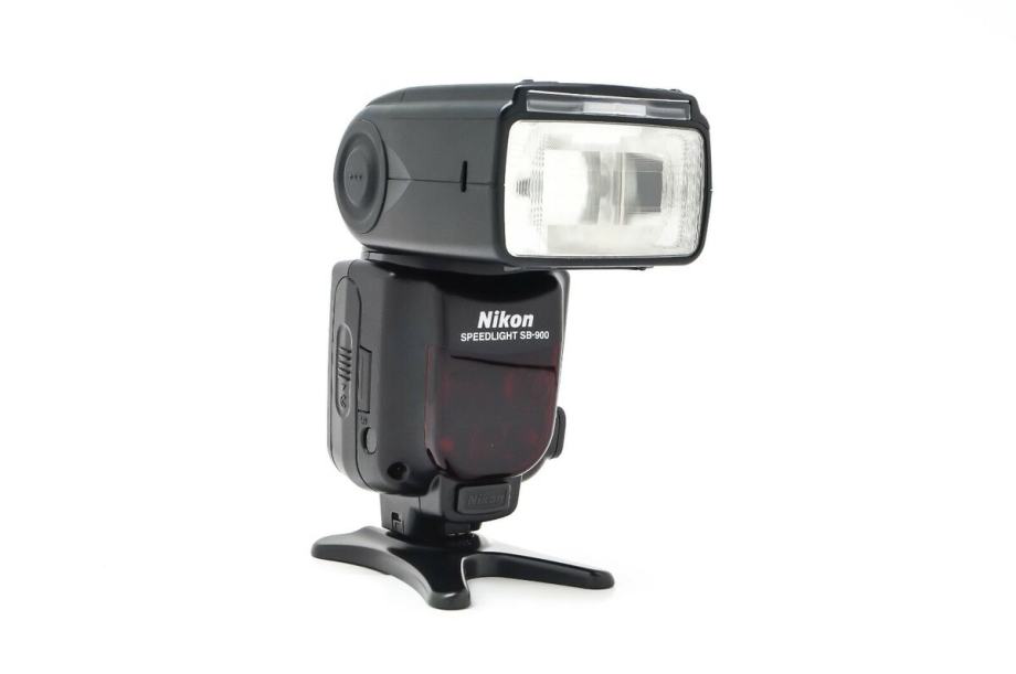 NIKON SB 900 flash