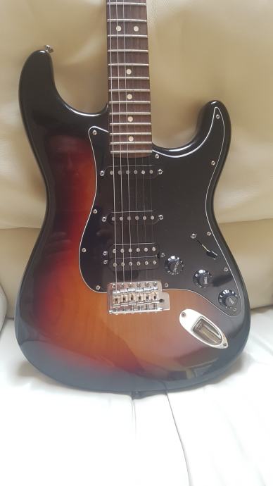 Fender stratocaster American Special, USA, kot nov