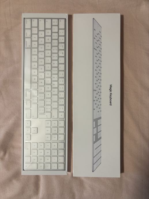 NOVA Apple Magic Keyboard s številčnico (numeric pad), bluetooth INTL