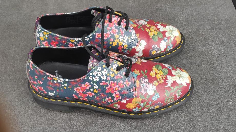 Nizki Dr Martens Floral Clash; EU 41 Številka