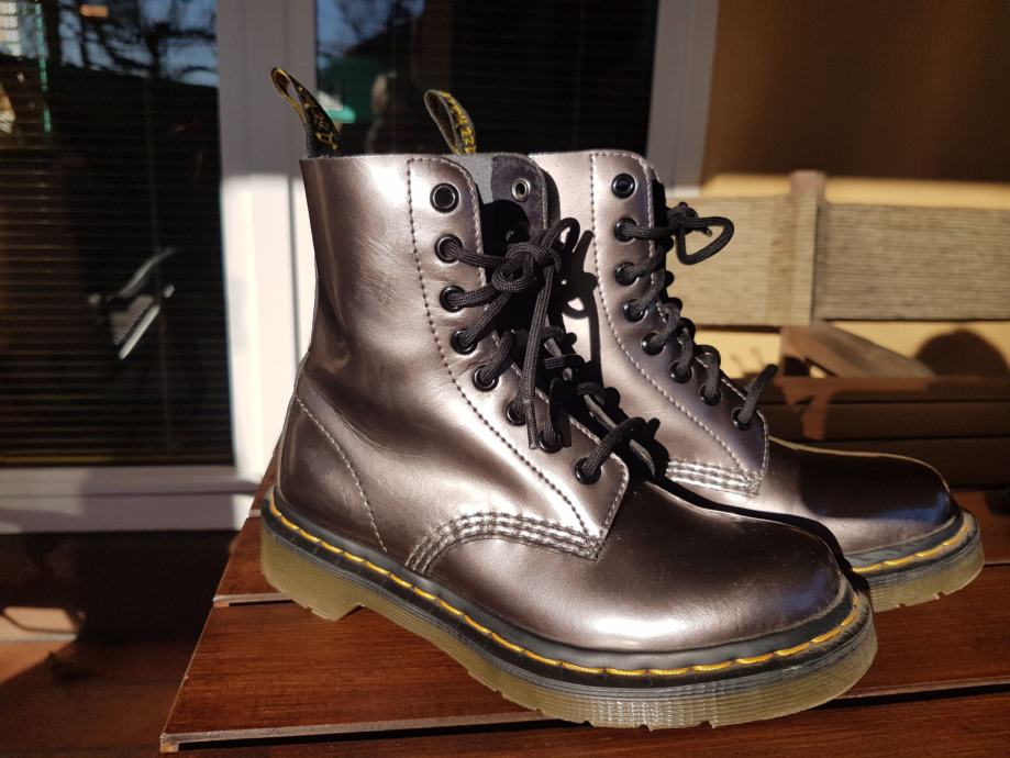 Dr martens hotsell pascal pewter