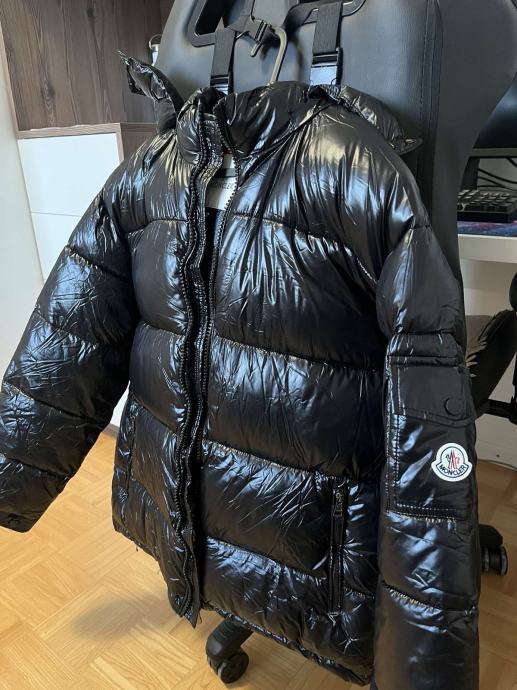 Moncler Bunda