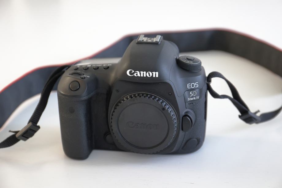 Canon EOS 5D Mark IV odlično ohranjen