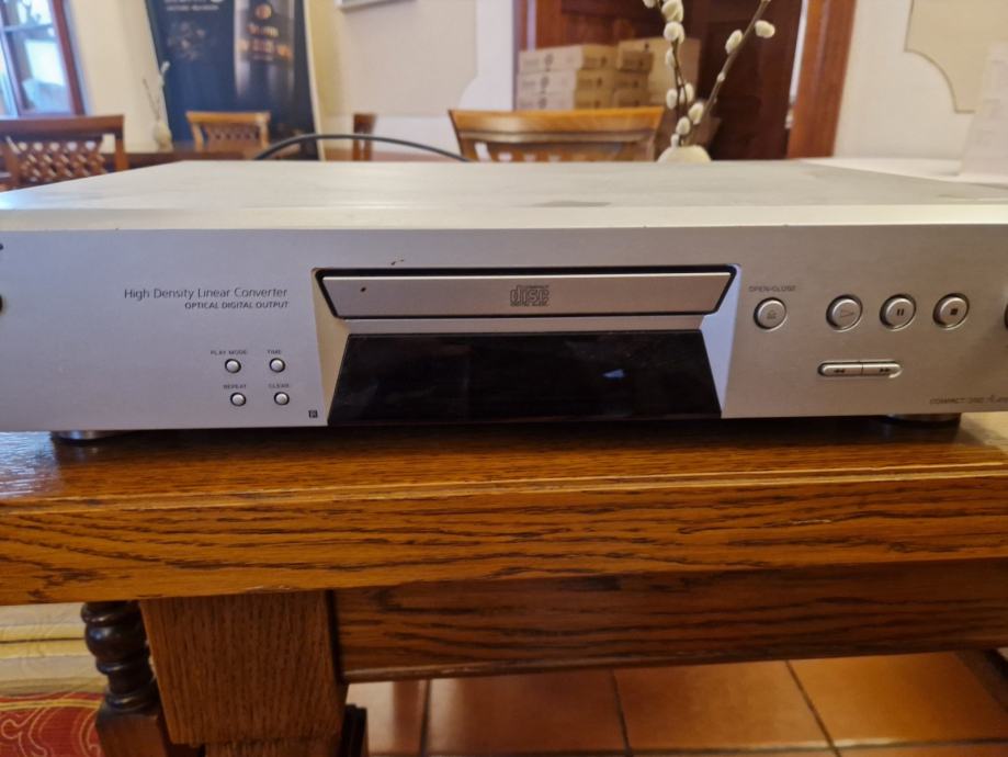 Sony CDP-XE370 CD predvajalnik