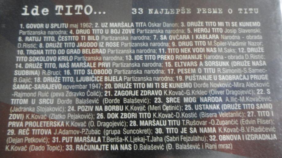 CD - IDE TITO... 33 Najlepše Pesme O Titu