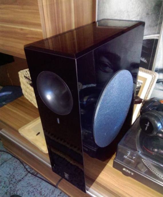 Aktivni sub woofer YAMAHA NS SW 210